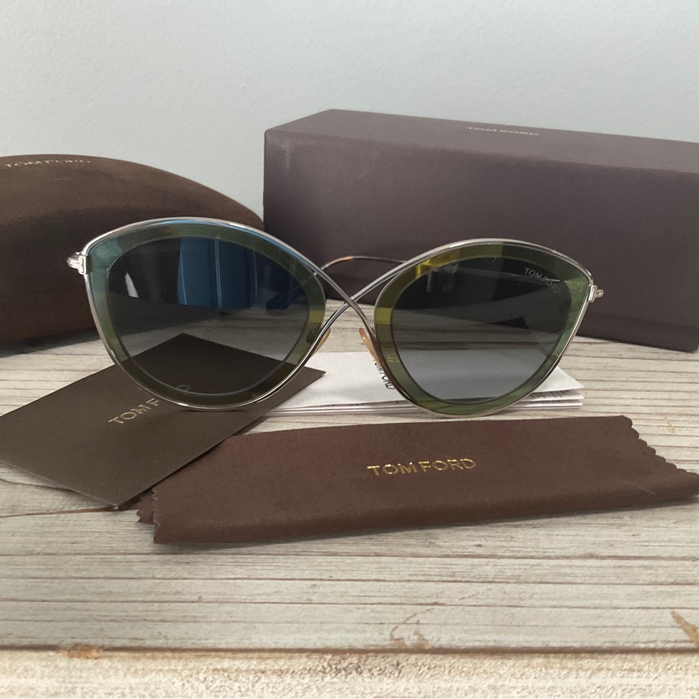 Tom Ford Metal frame Sunglasses Green/Gray